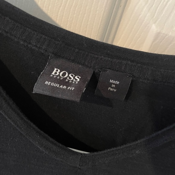 Used - Picture 2 of 3